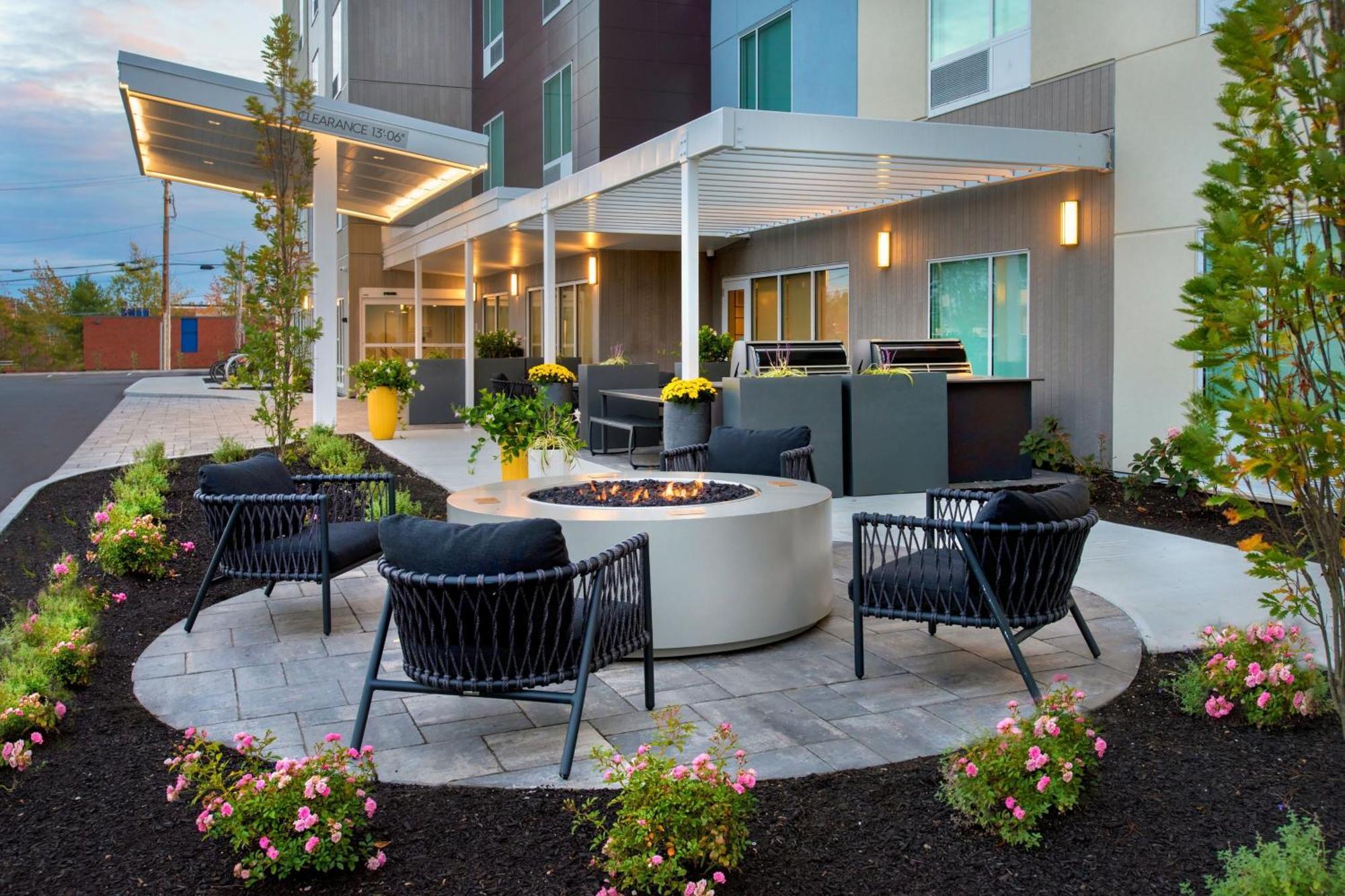 Towneplace Suites Portland Airport Me South Portland Εξωτερικό φωτογραφία